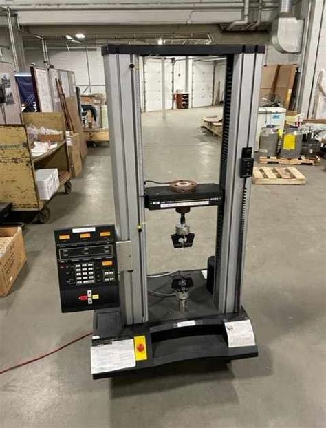 instron model 4466 universal testing machine|instron 4400 calibration point.